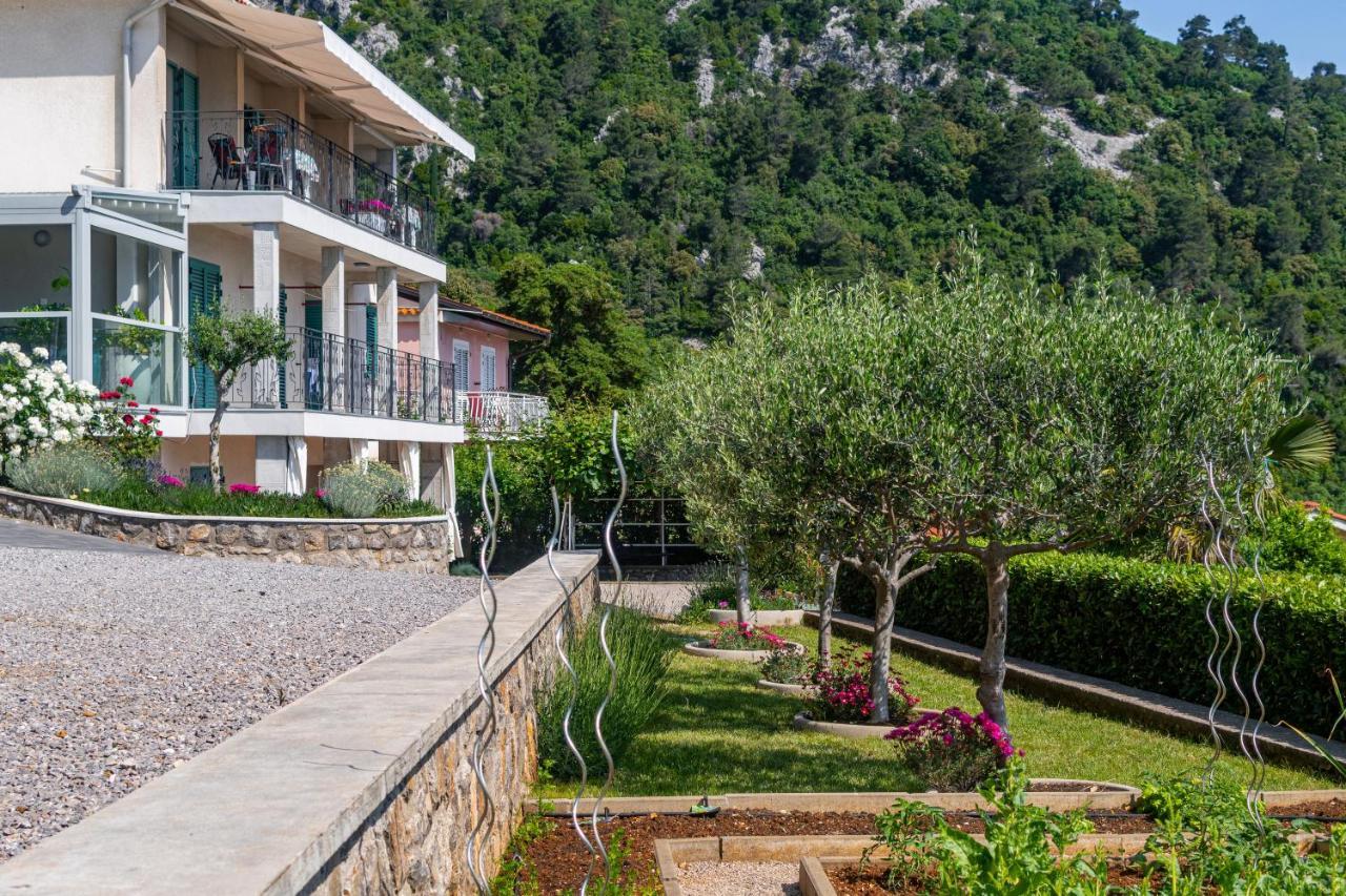 Apartments By The Sea Medveja, Opatija - 7720 لوفغان المظهر الخارجي الصورة