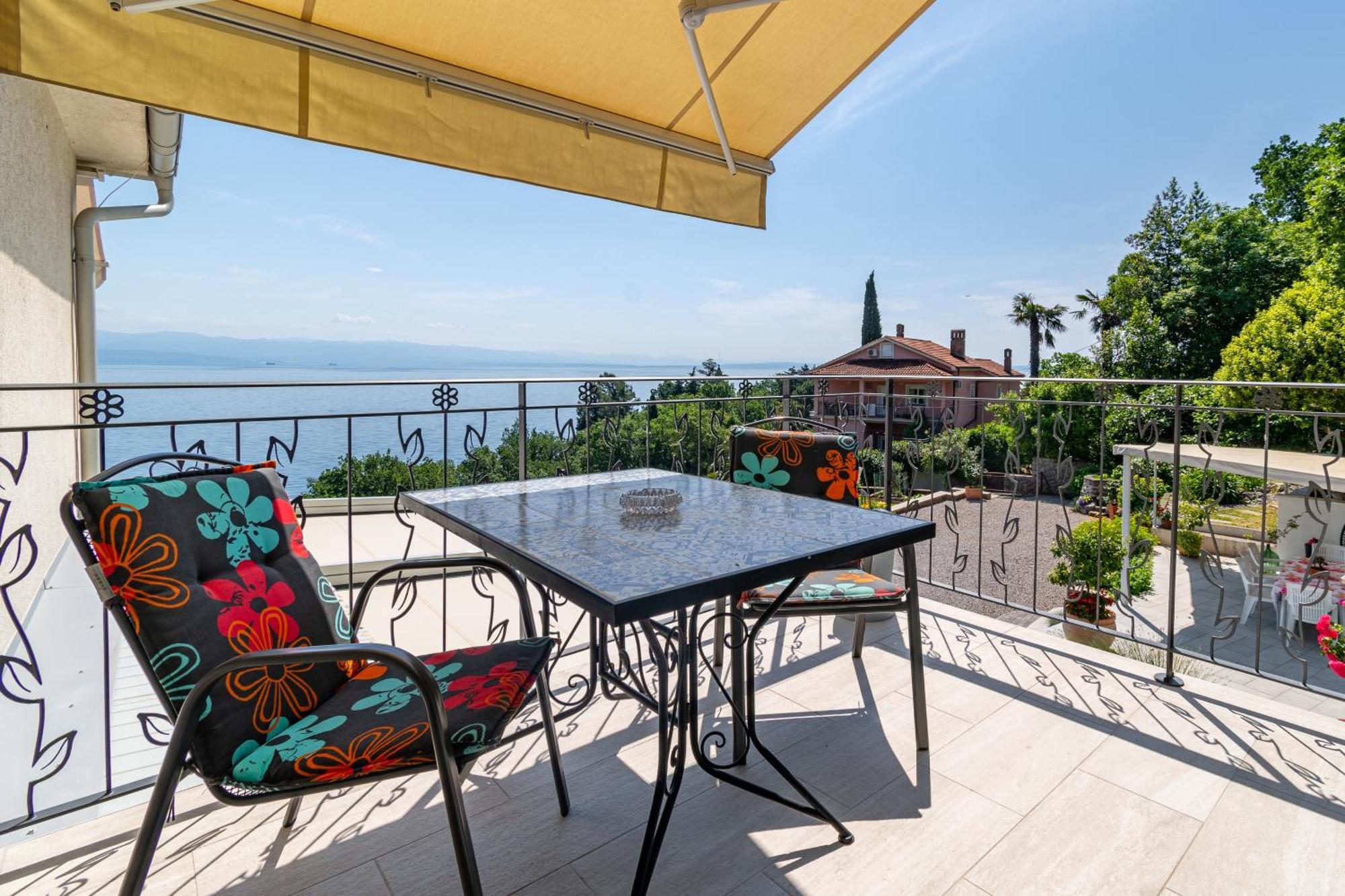 Apartments By The Sea Medveja, Opatija - 7720 لوفغان المظهر الخارجي الصورة